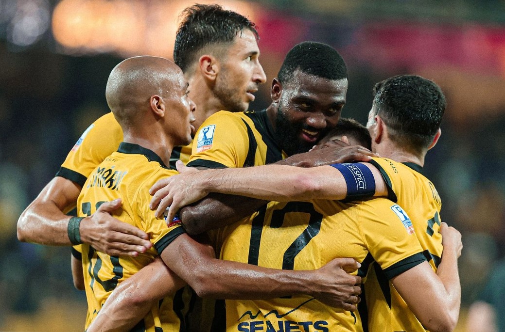 paiktes aek panygirismoi 100