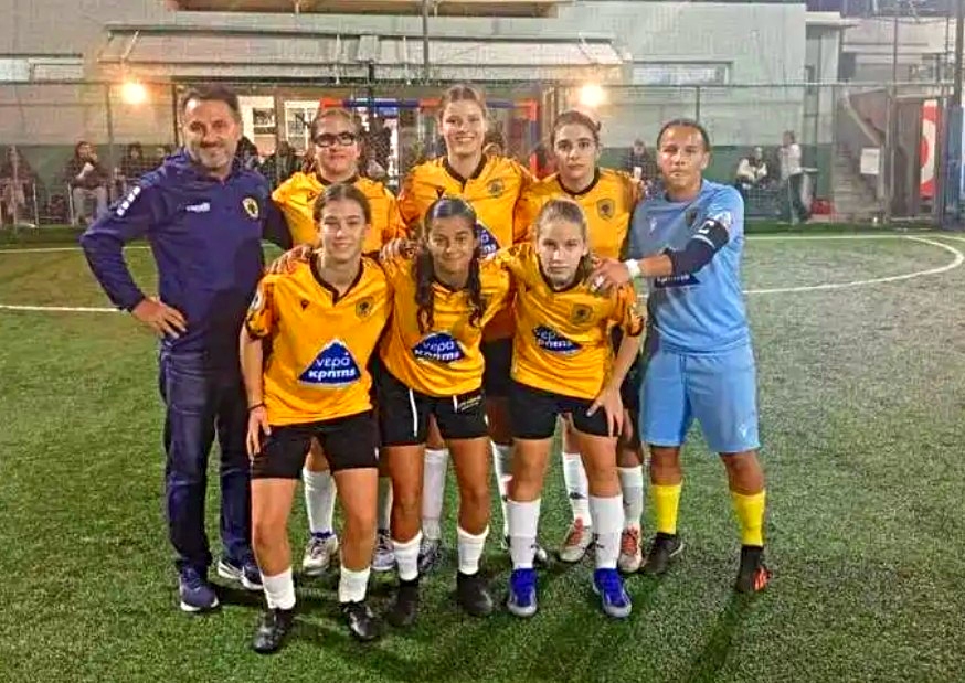 futsal gynaikon 90