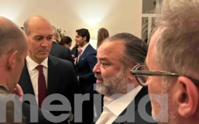 Ο Μάριος Ηλιόπουλος στη δεξίωση που παρέθεσε η νέα πρέσβης των ΗΠΑ