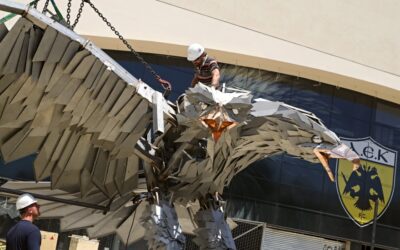 “Τρόλαρε” τον Παναθηναϊκό ο γλύπτης του Αετού της ΑΕΚ (ΦΩΤΟ)